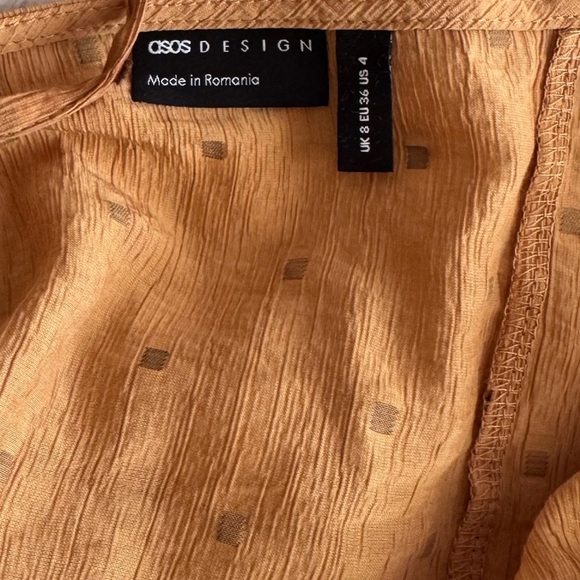 ASOS DESIGN v neck smock top in textured dobby tan - Picture 8 of 10